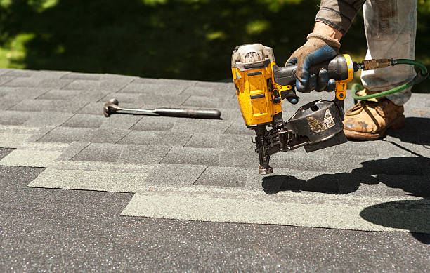 Best Residential Roofing Contractor  in Lincoln Center, KS
